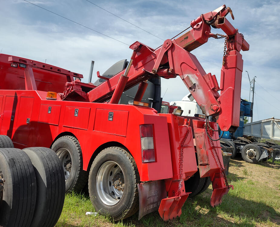 50 ton capacity diesel tow truck